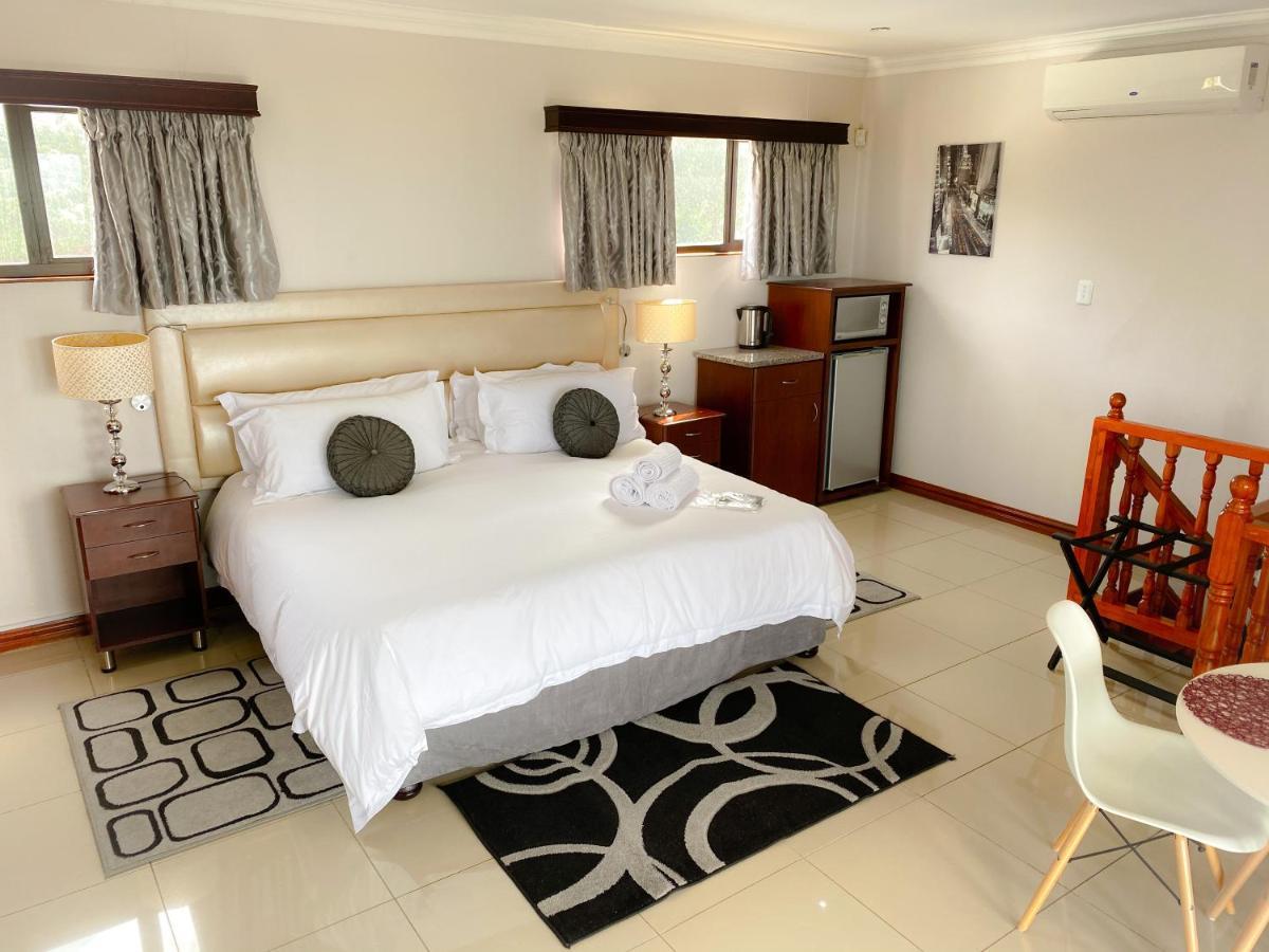 The Meritus Guest House Westville Екстер'єр фото