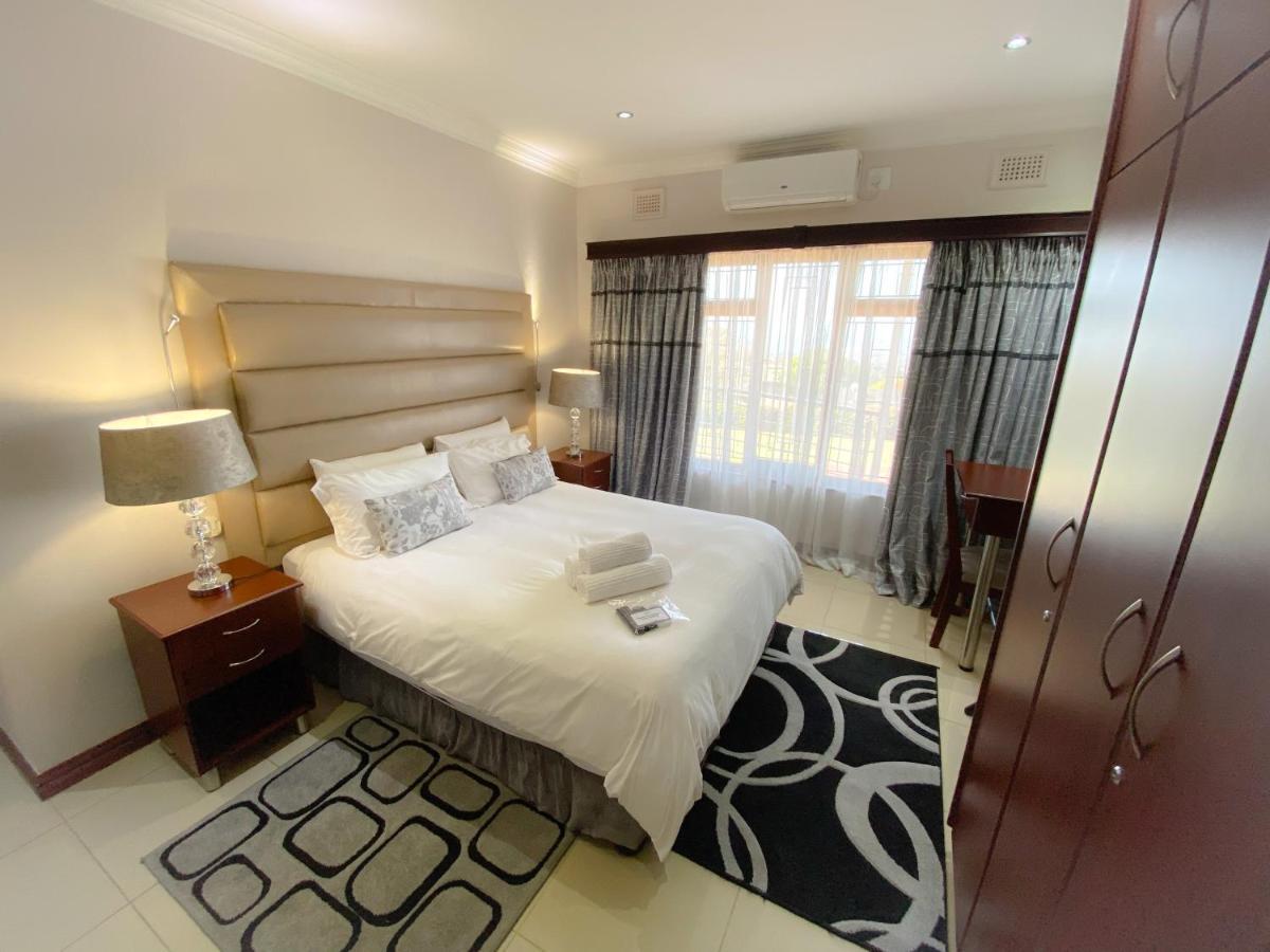The Meritus Guest House Westville Екстер'єр фото