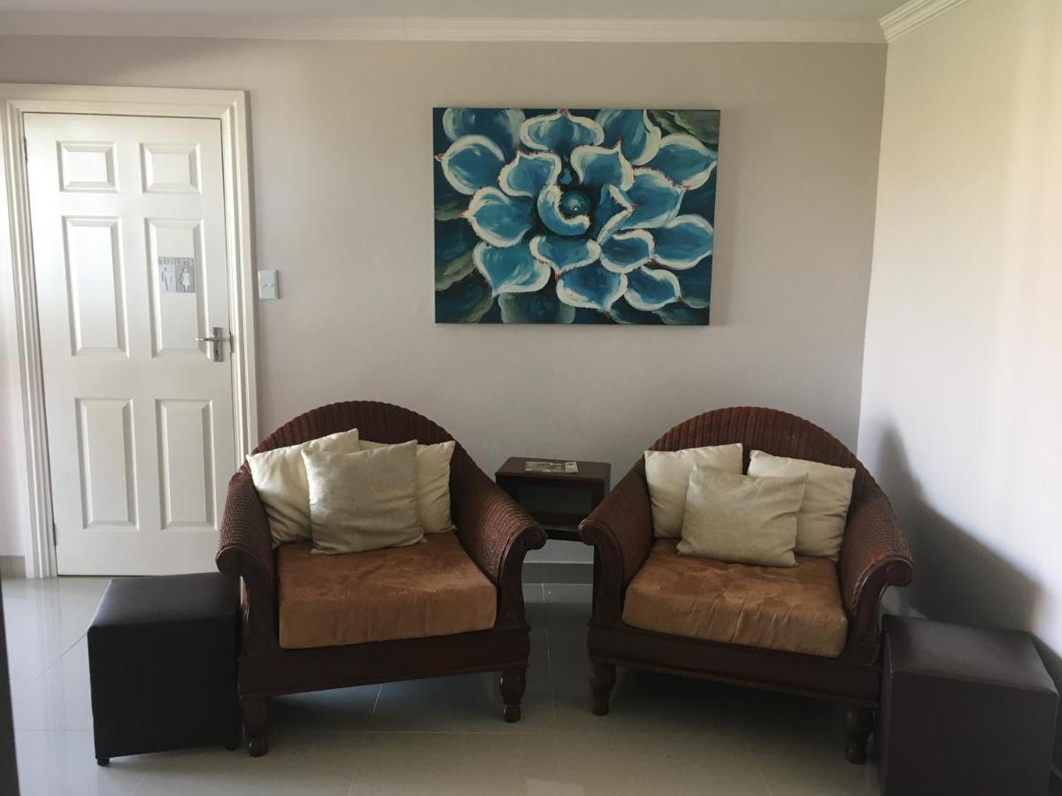 The Meritus Guest House Westville Екстер'єр фото