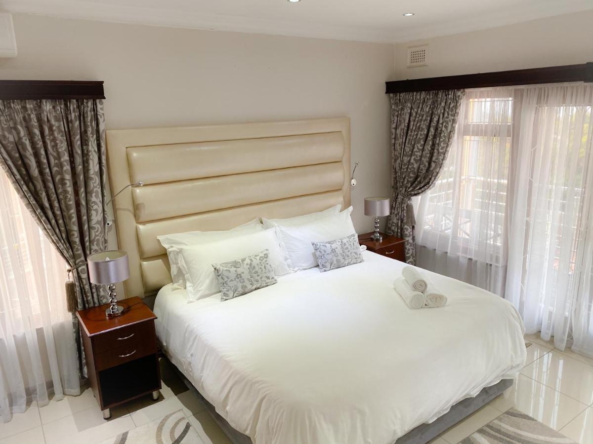 The Meritus Guest House Westville Екстер'єр фото